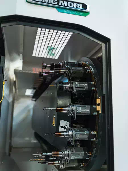 parco-macchine-per-officina